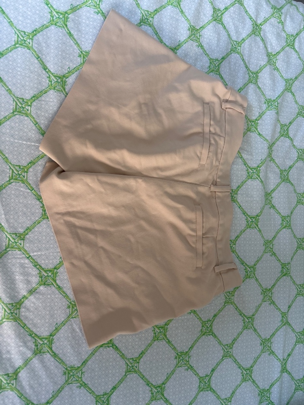 Tan Lilly shorts - Picture 3 of 3